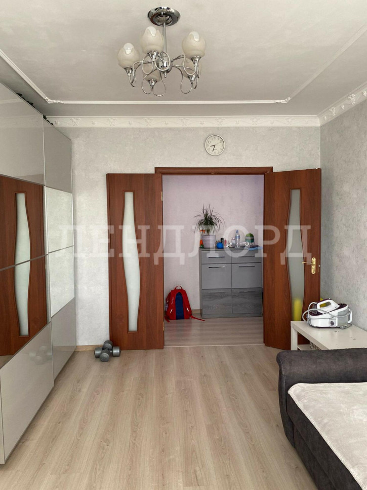 2-комн квартира улица Северный Массив, 11