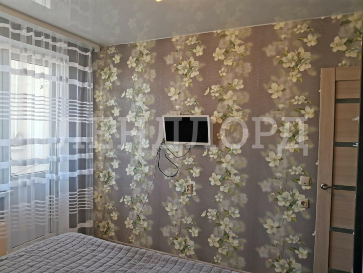 3-комн квартира улица Петренко, 18