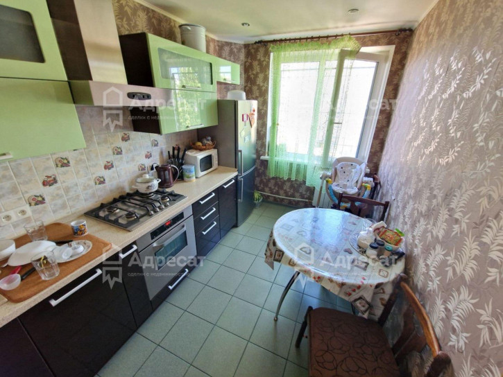 3-комн квартира ул. Рихарда Зорге,  д.60
