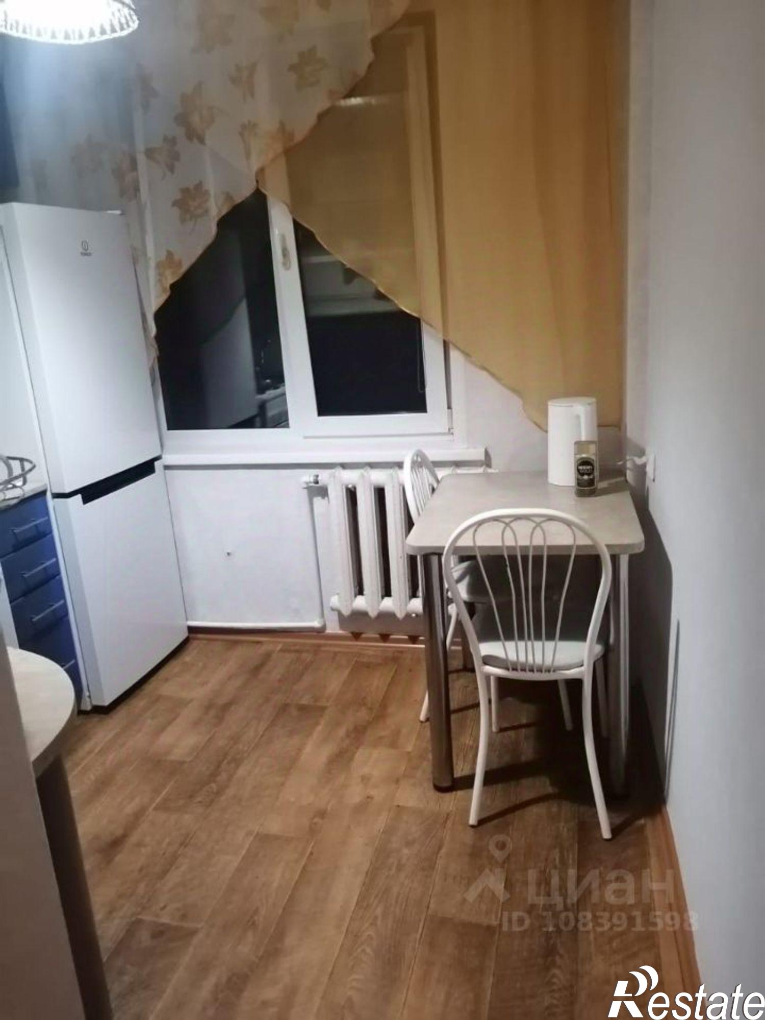 Купить квартиру за 2 100 000 рублей на улица Калинина, 34