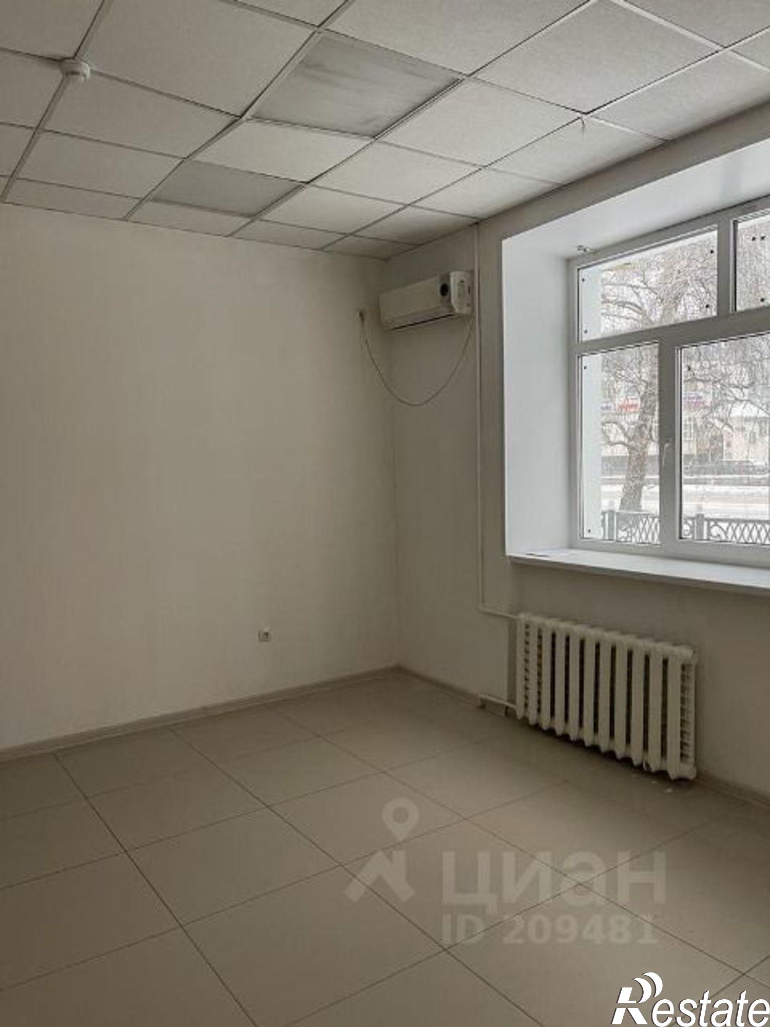 Сдать торговое помещение за 95 008 рублей на Коммунистическая улица, 61