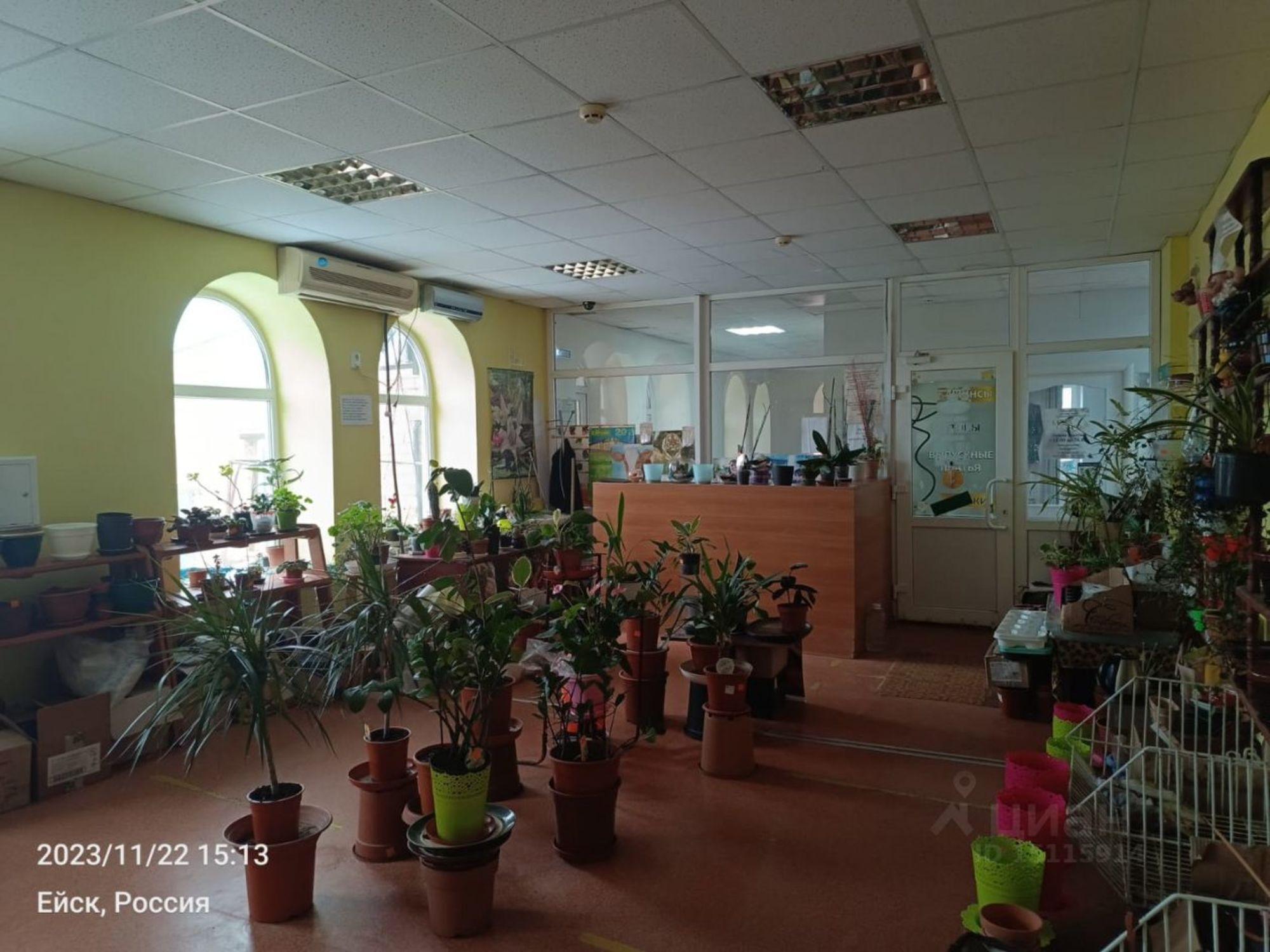 Купить торговое помещение за 5 403 960 рублей на улица Свердлова, 85/3
