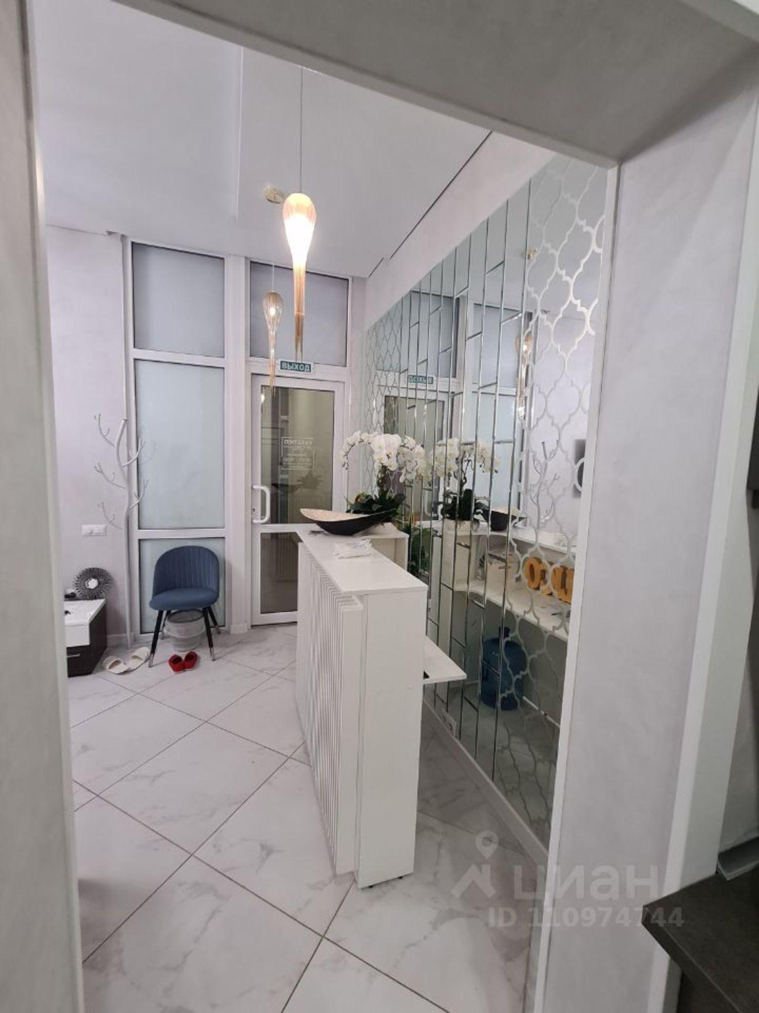 Купить офис, помещение под офис за 11 803 300 рублей на Крестьянская улица, 27 к1