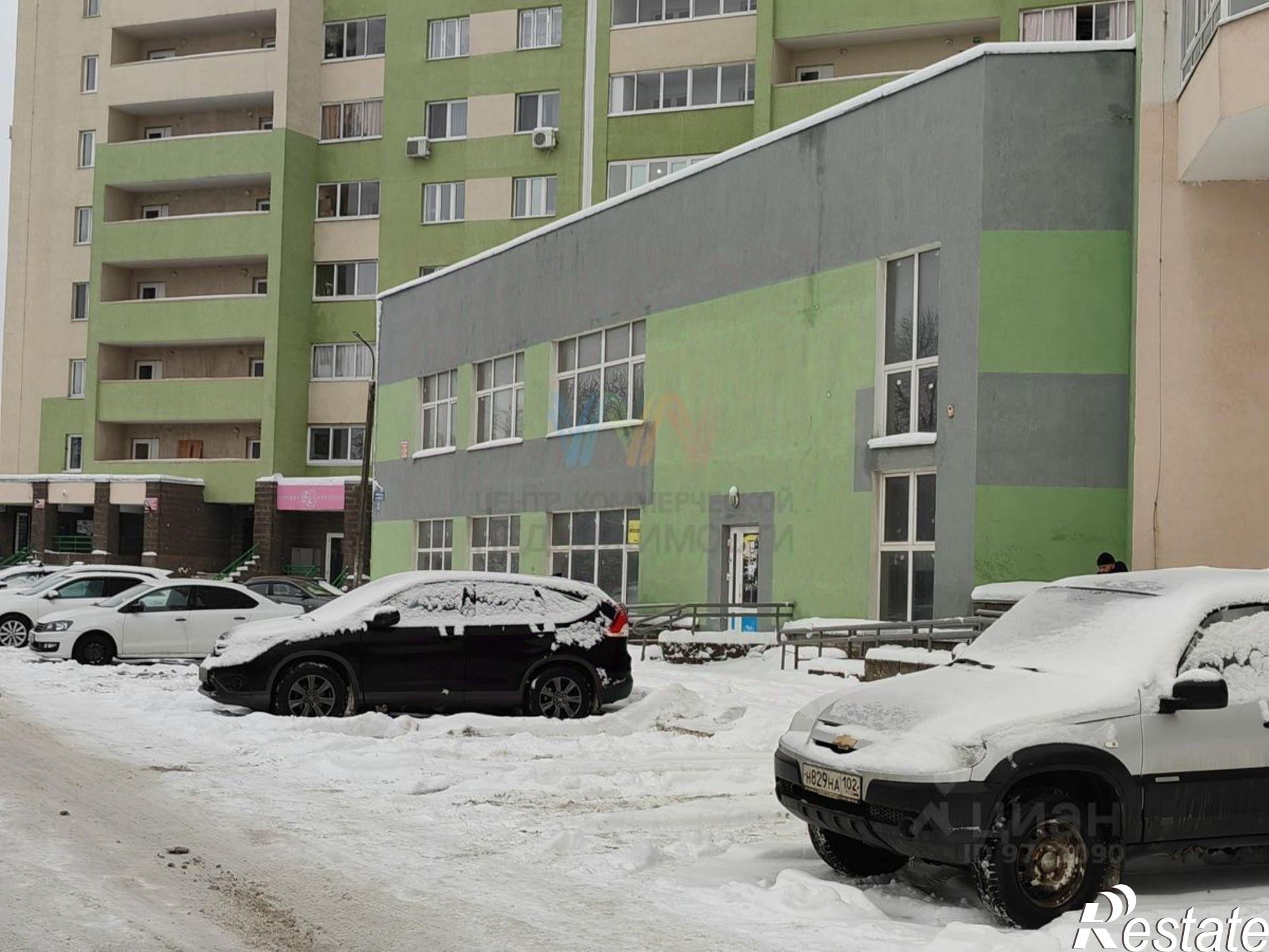 Купить торговое помещение за 20 000 300 рублей на улица Ахметова, 353