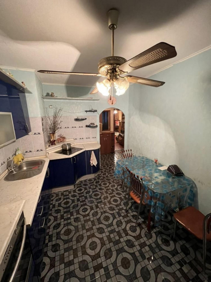 2-комн квартира улица Миронова,14а