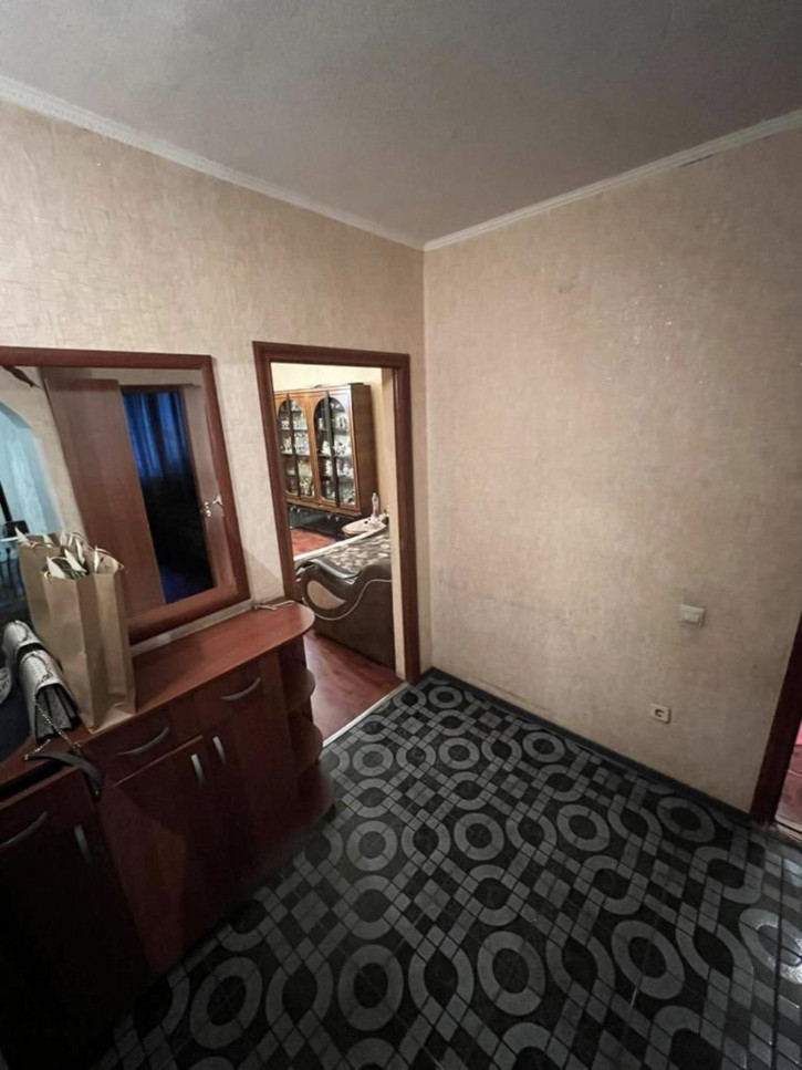 2-комн квартира улица Миронова,14а