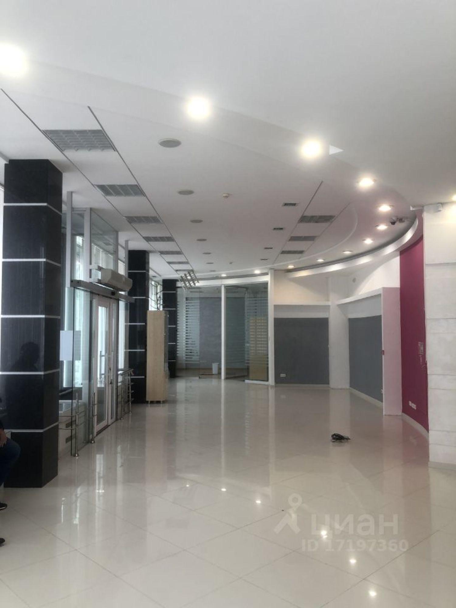 Сдать торговое помещение за 2 412 500 рублей на улица Фрунзе, 23