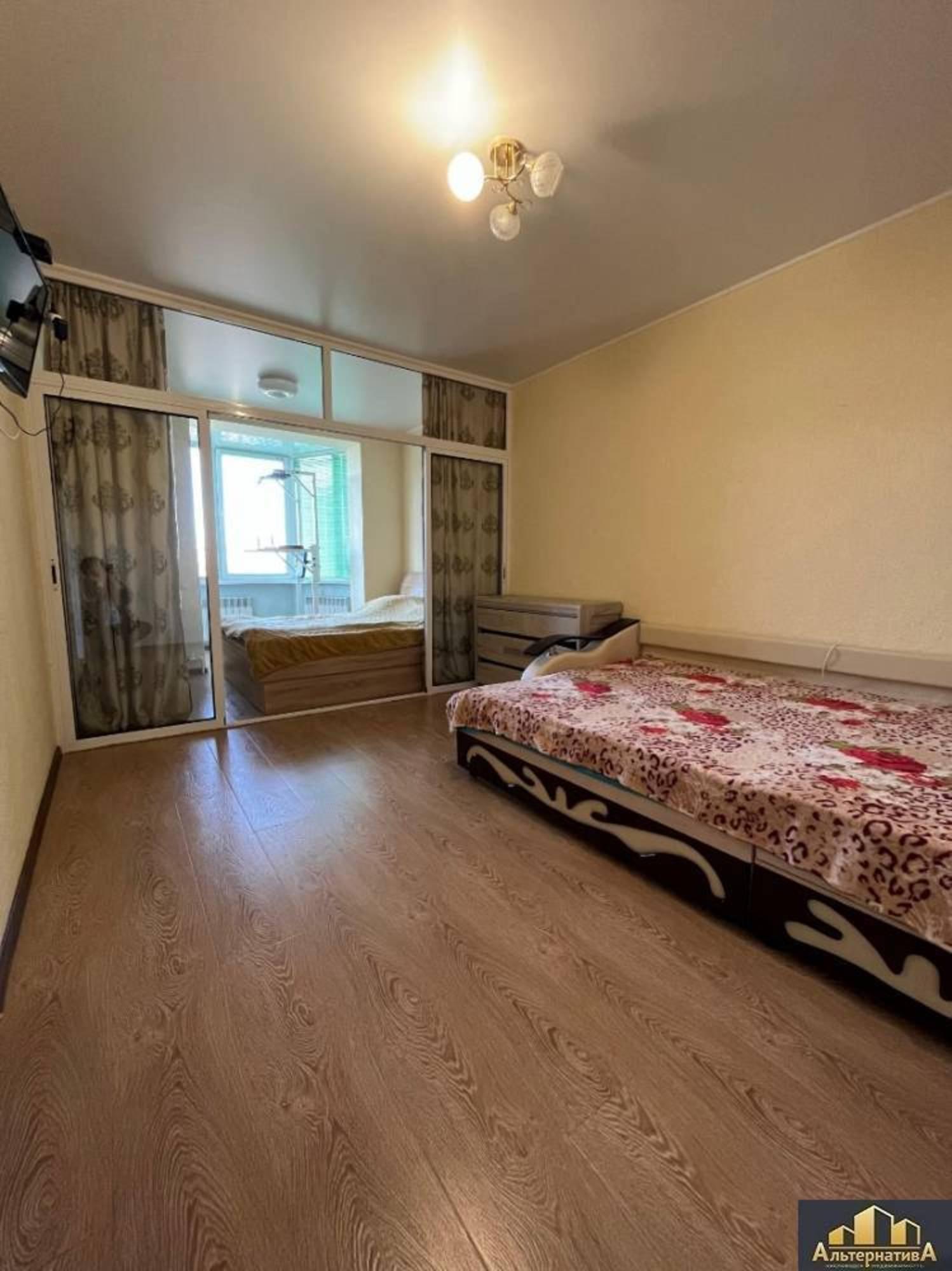 Купить квартиру за 12 950 000 рублей на Гайдара ул.