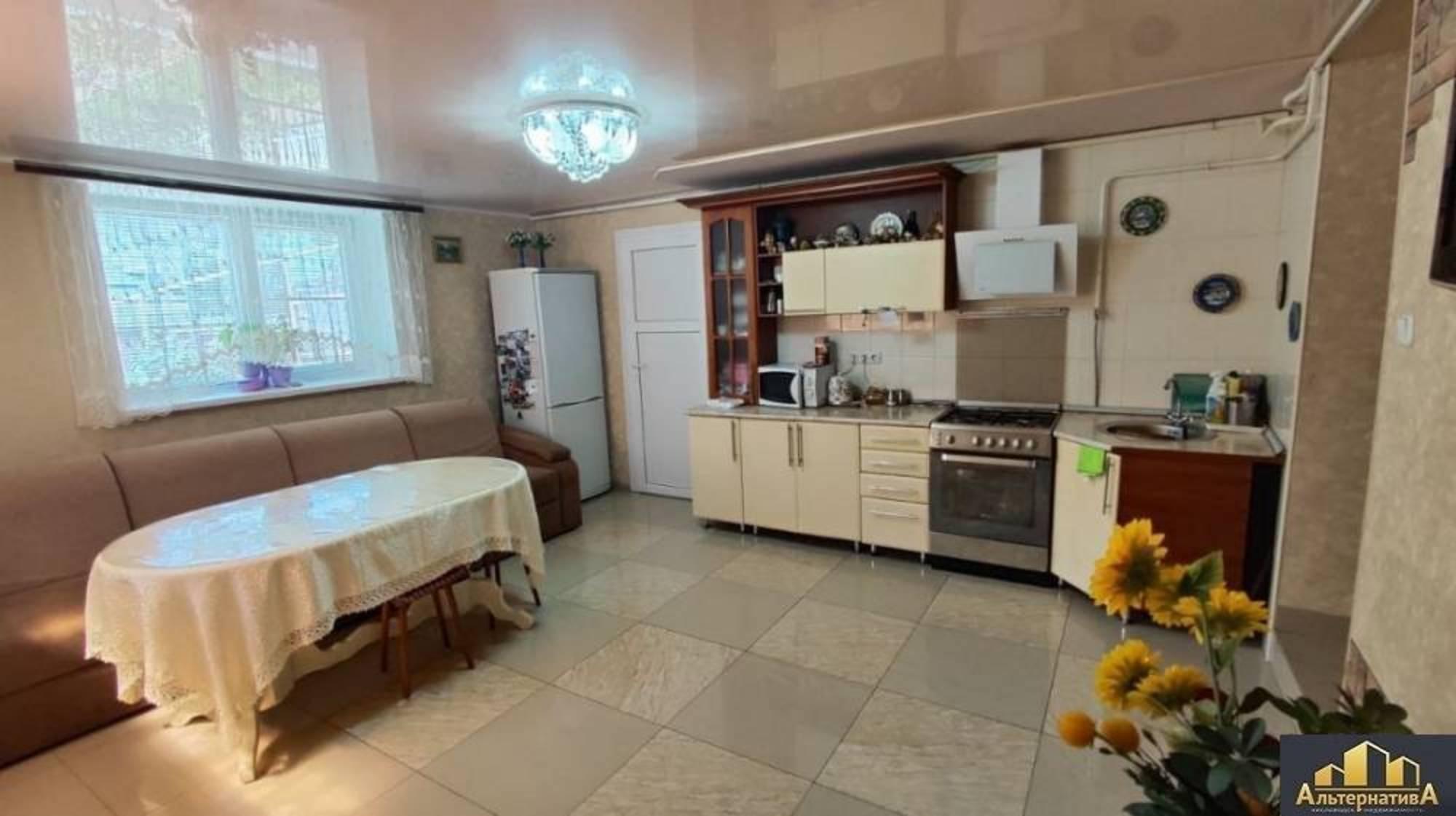 Купить дачу, дом, коттедж за 20 000 000 рублей на Кутузова пер.