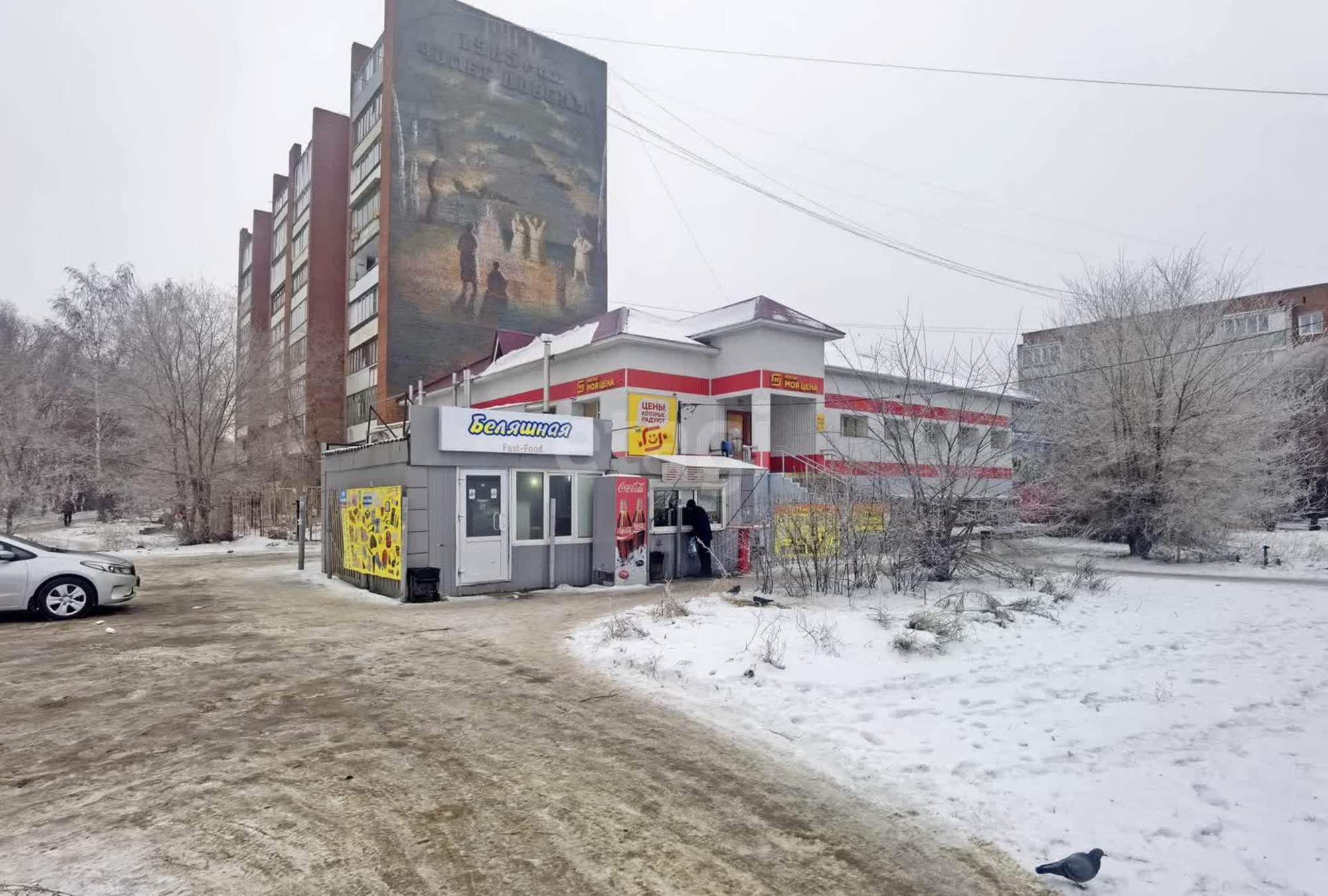 Сдать торговое помещение за 15 000 рублей на Космический проспект 32