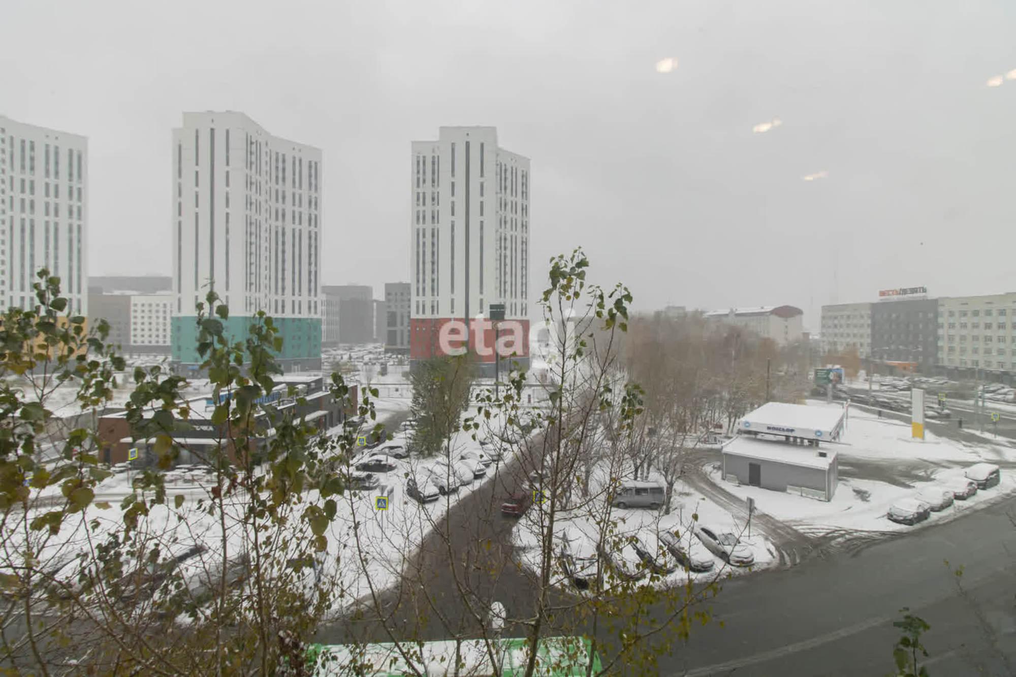 Купить комнату за 900 000 рублей на Республики, 210