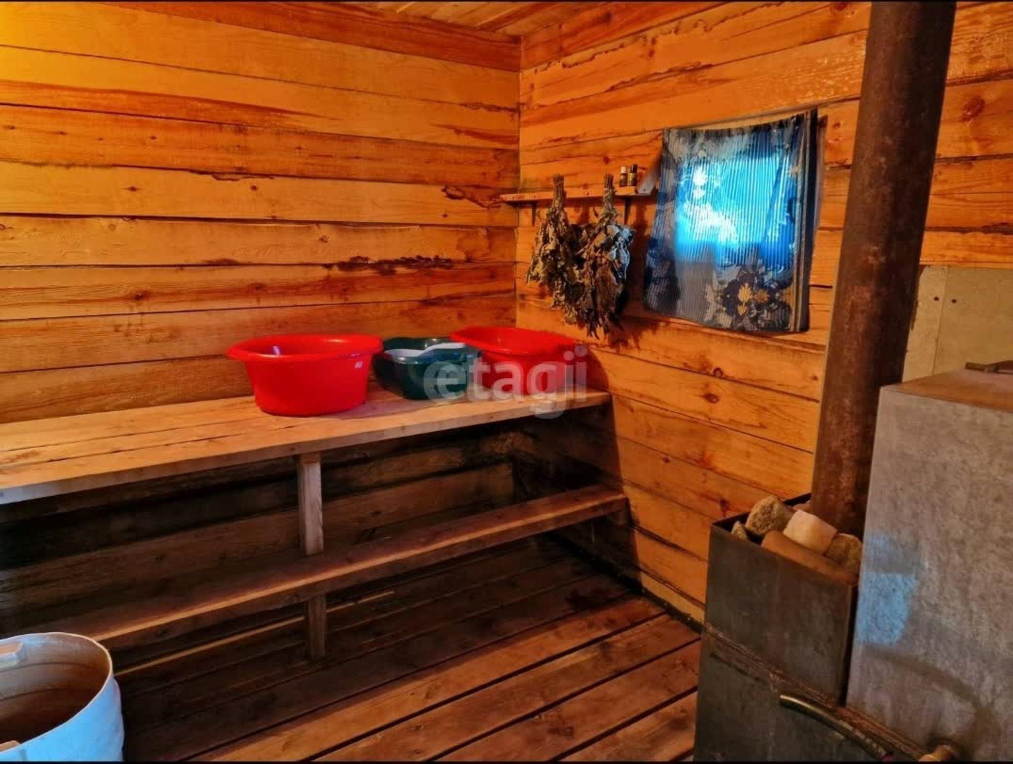 Купить дачу, дом, коттедж за 4 850 000 рублей на Клубничная,