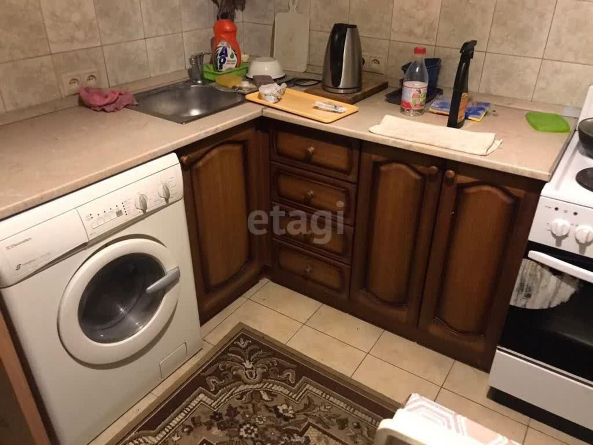Купить квартиру за 8 200 000 рублей на Седова, 17