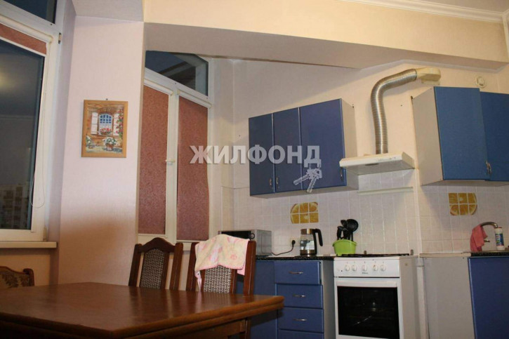 3-комн квартира Полтавская улица, д.32/10