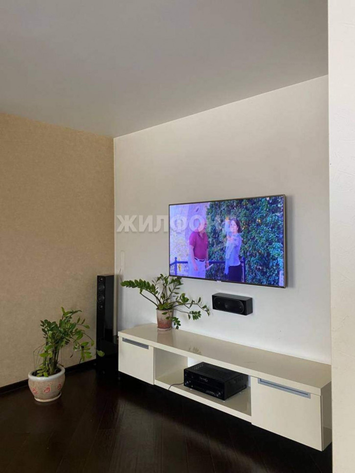 3-комн квартира Александра Радищева улица, д.1/3