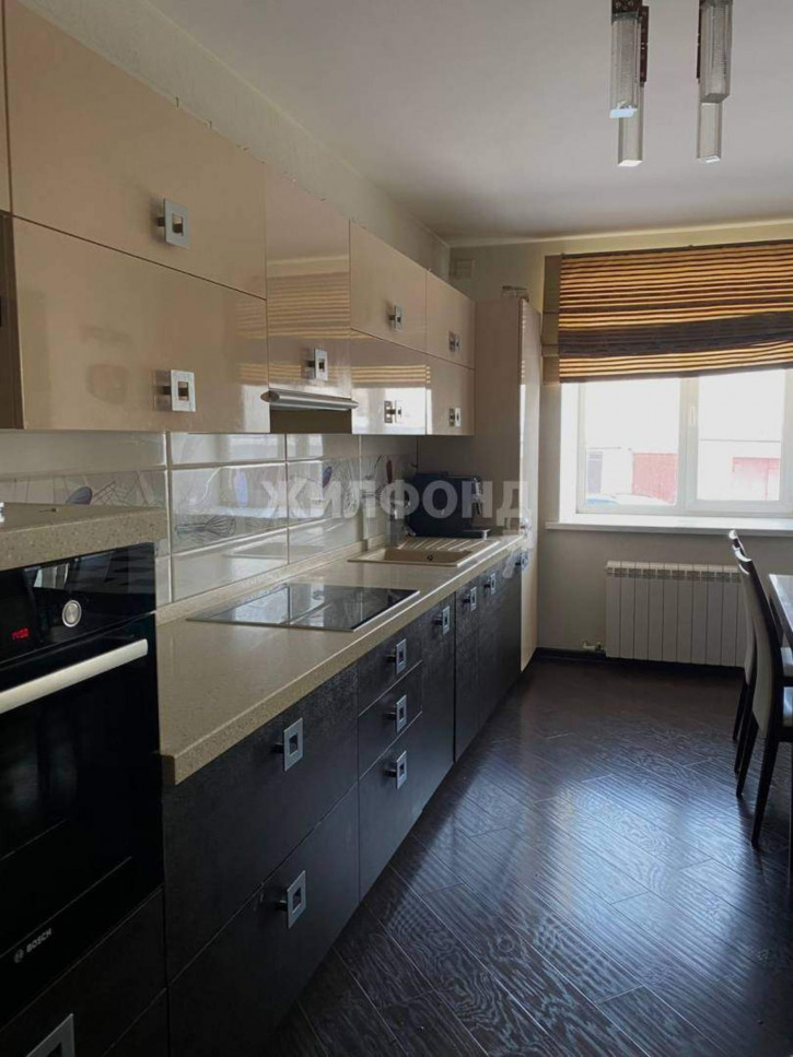 3-комн квартира Александра Радищева улица, д.1/3