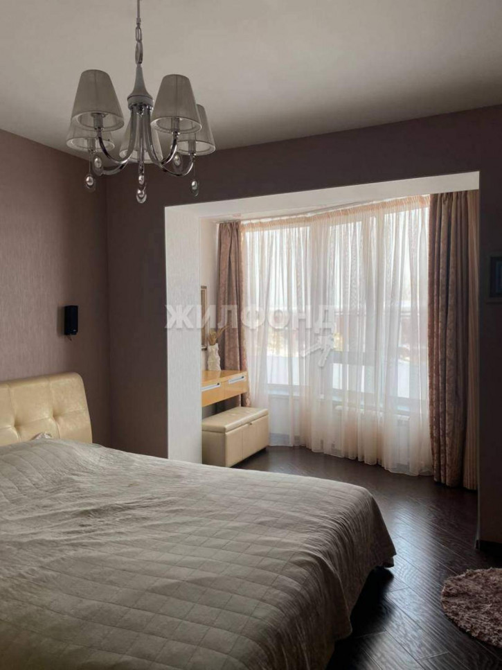 3-комн квартира Александра Радищева улица, д.1/3