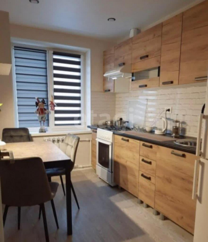 2-комн квартира Волховстроя, 90