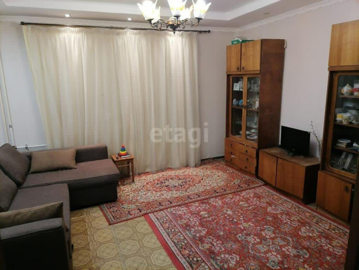 3-комн квартира Конева, 12/2