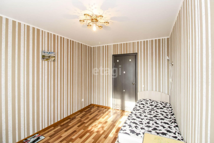 3-комн квартира Судоремонтная, 31