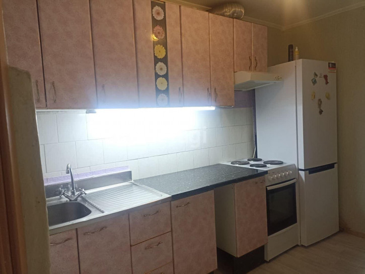 3-комн квартира Мелиораторов, 4