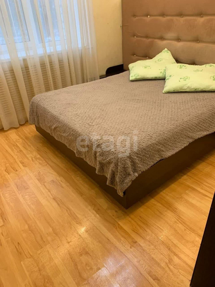 1-комн квартира Мельникайте, 57
