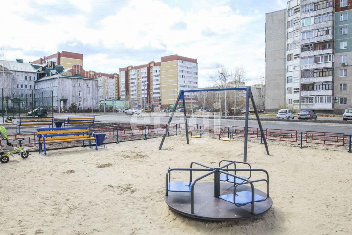 2-комн квартира Домостроителей, 14/1
