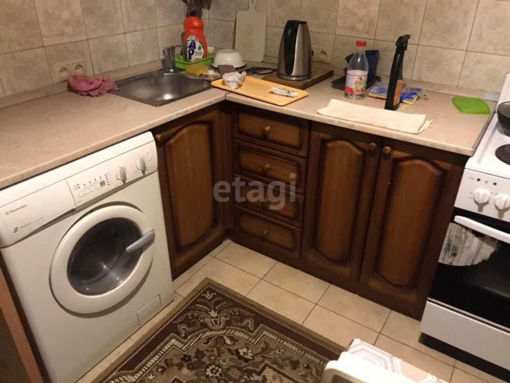 3-комн квартира Седова, 17