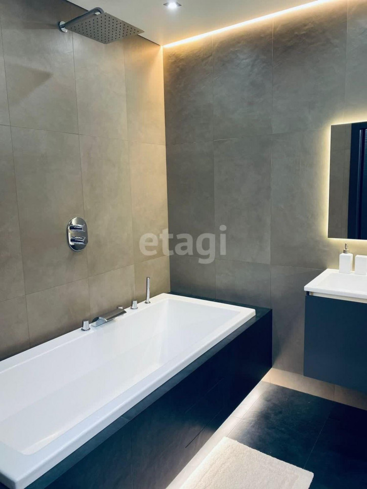 2-комн квартира Циолковского, 7