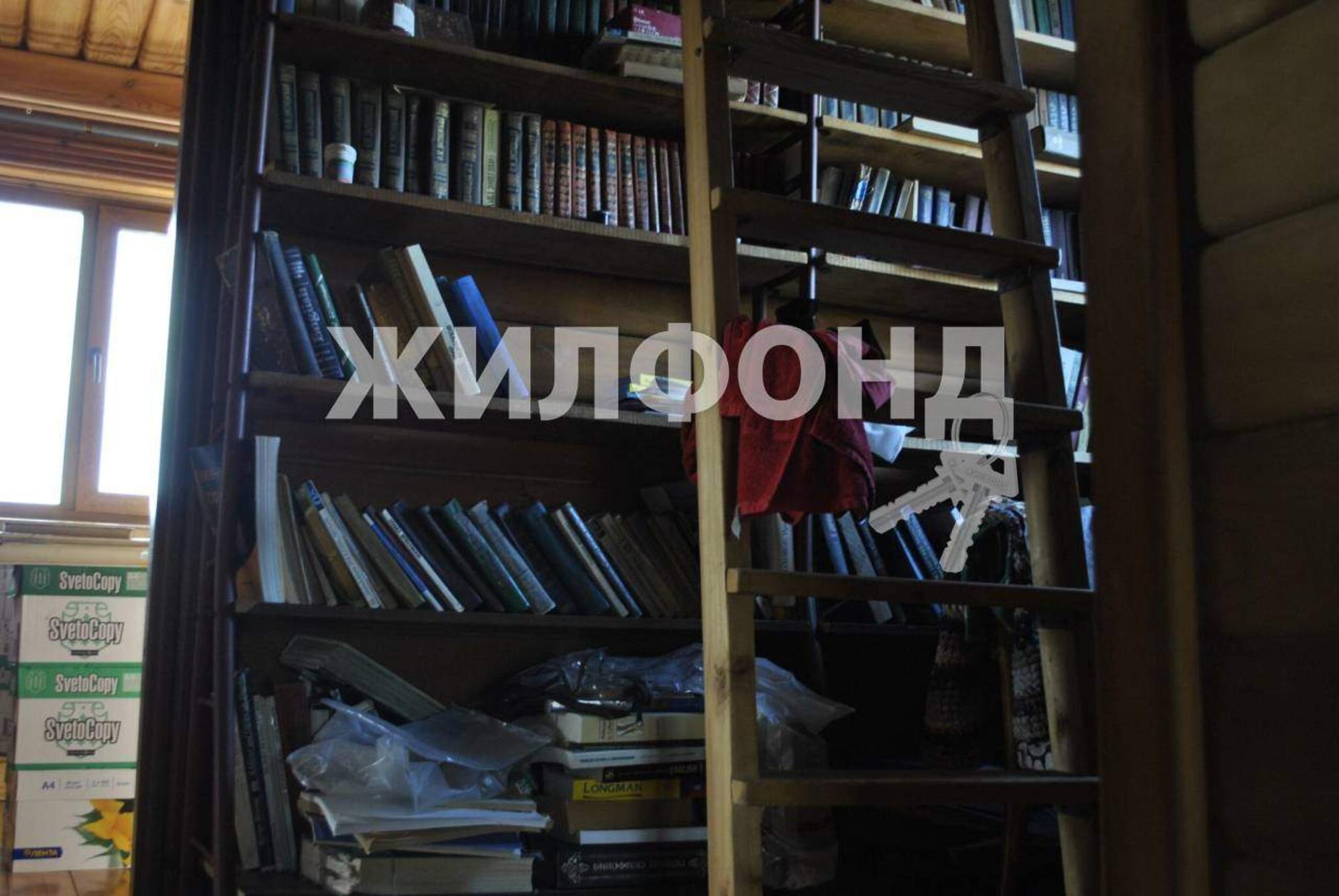 Купить дачу, дом, коттедж за 8 300 000 рублей на Приозерная улица