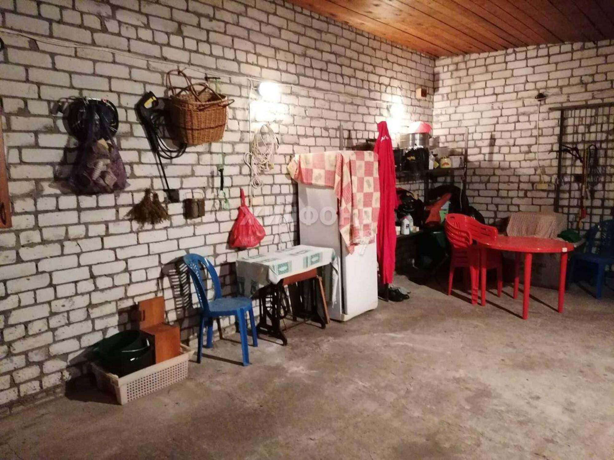 Купить дачу, дом, коттедж за 2 100 000 рублей на Ленина улица