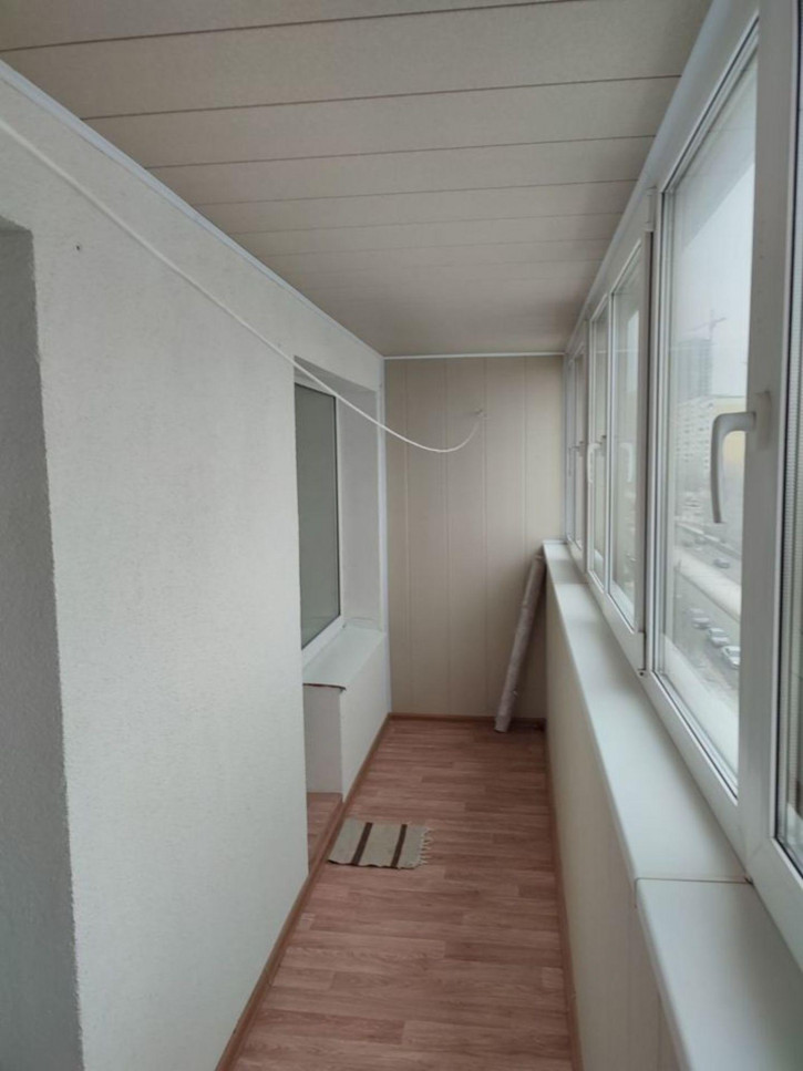 3-комн квартира Советской Армии улица, 98