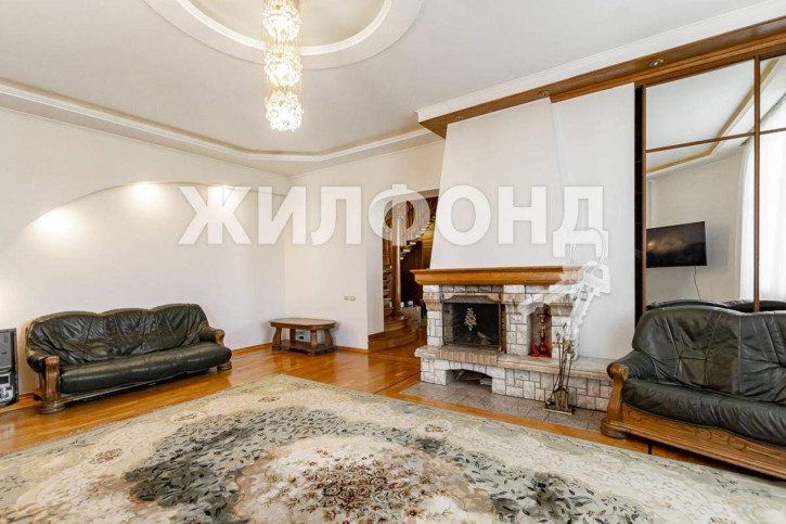 3-комн квартира Партизанская улица, д.83