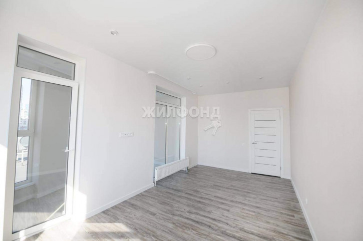 3-комн квартира Горбатова улица, д.18
