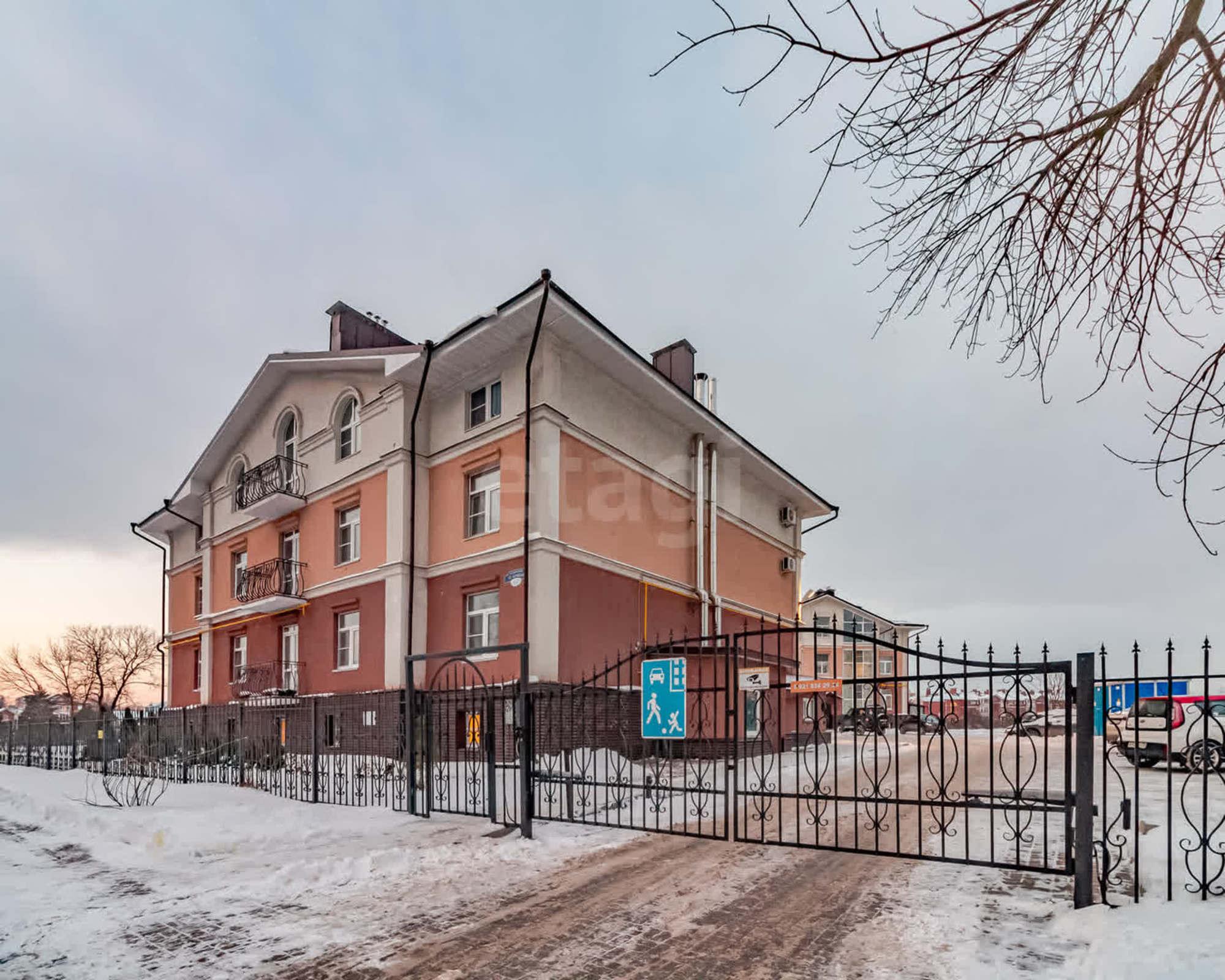Купить квартиру за 16 000 000 рублей на набережная 6-й Армии, 67