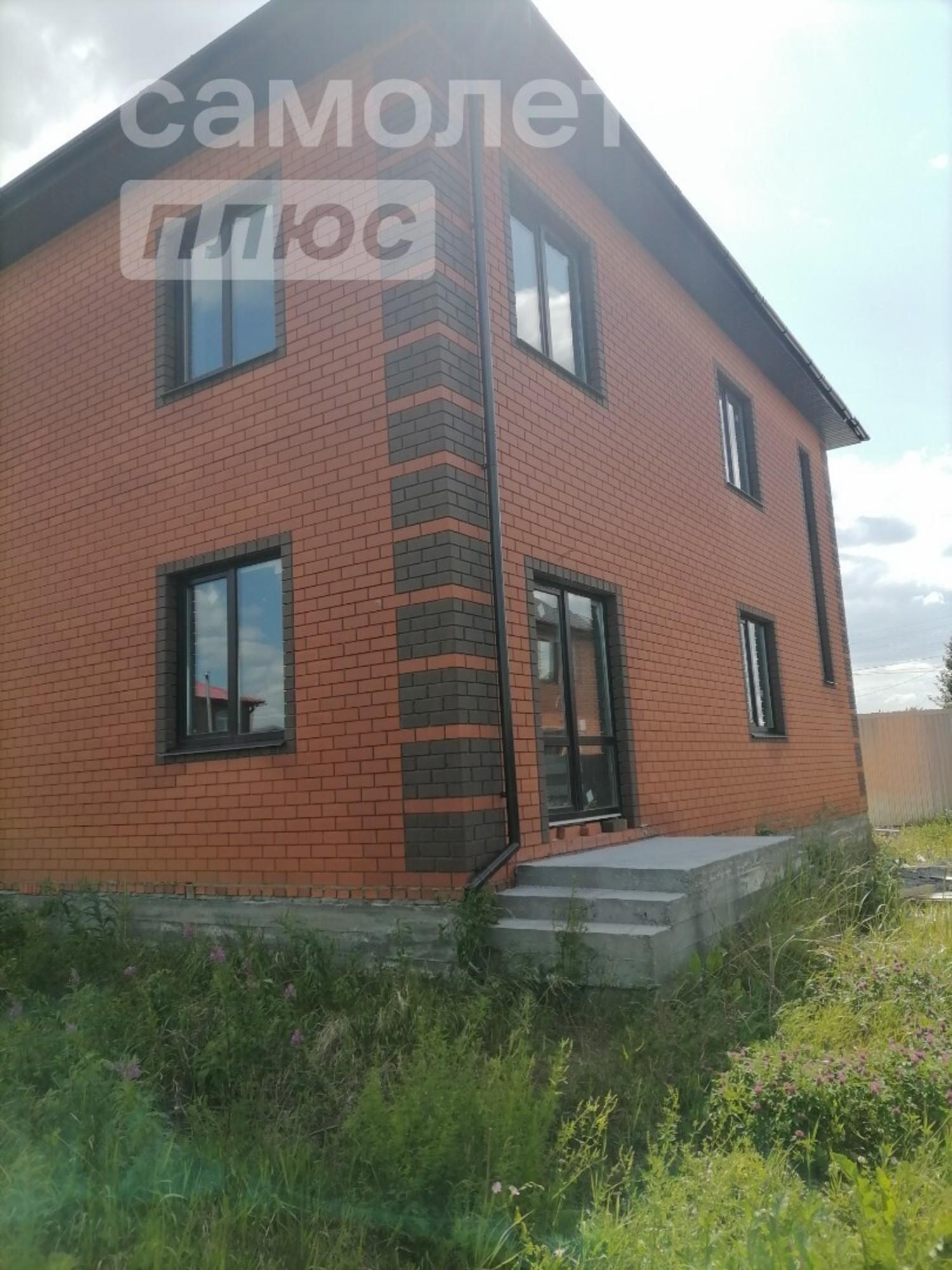 Купить дачу, дом, коттедж за 15 500 000 рублей на Анатолия Секисова, 43а