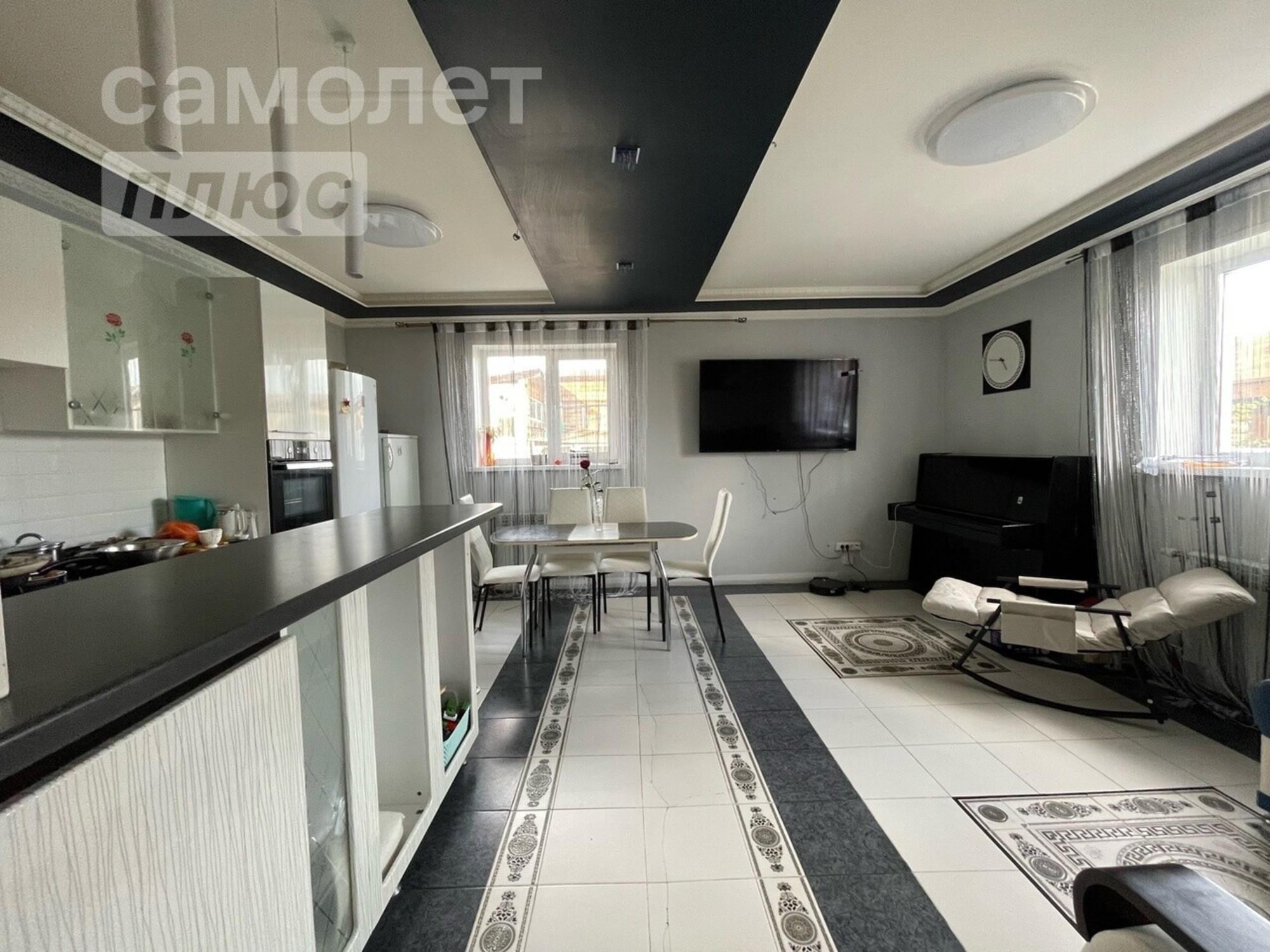 Купить дачу, дом, коттедж за 11 500 000 рублей на г Тюмень,  тер СНТ Чайка