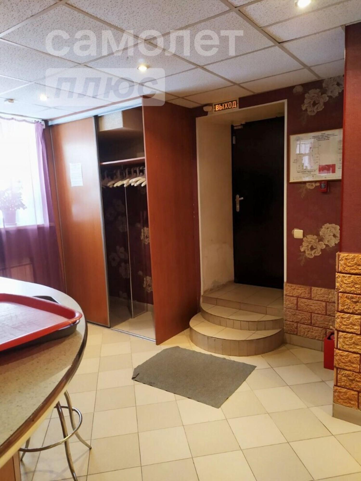 Купить торговое помещение за 10 700 000 рублей на Широтная улица, 159
