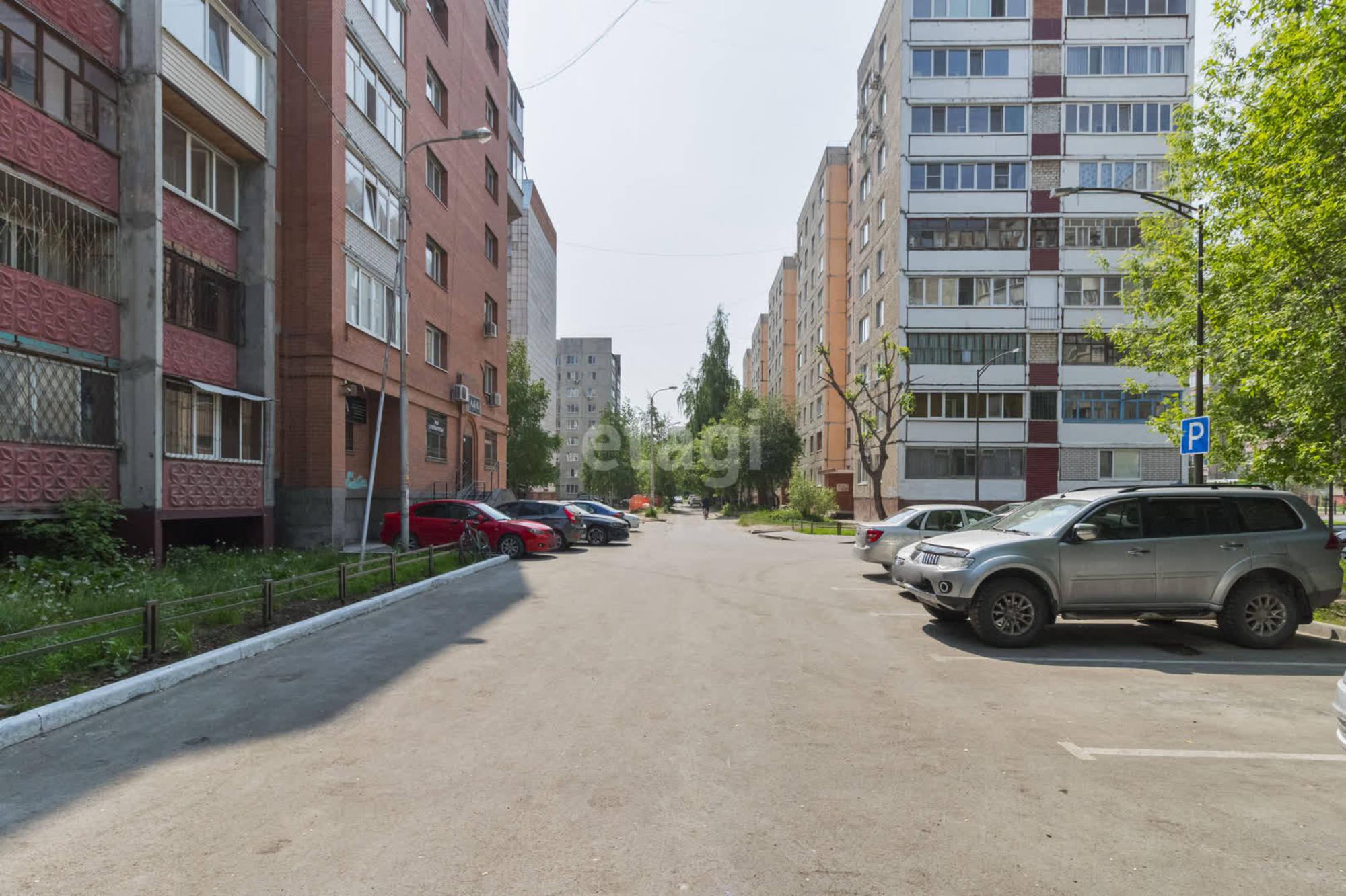 Купить помещение свободного назначения за 18 400 000 рублей на Демьяна Бедного 104к.3