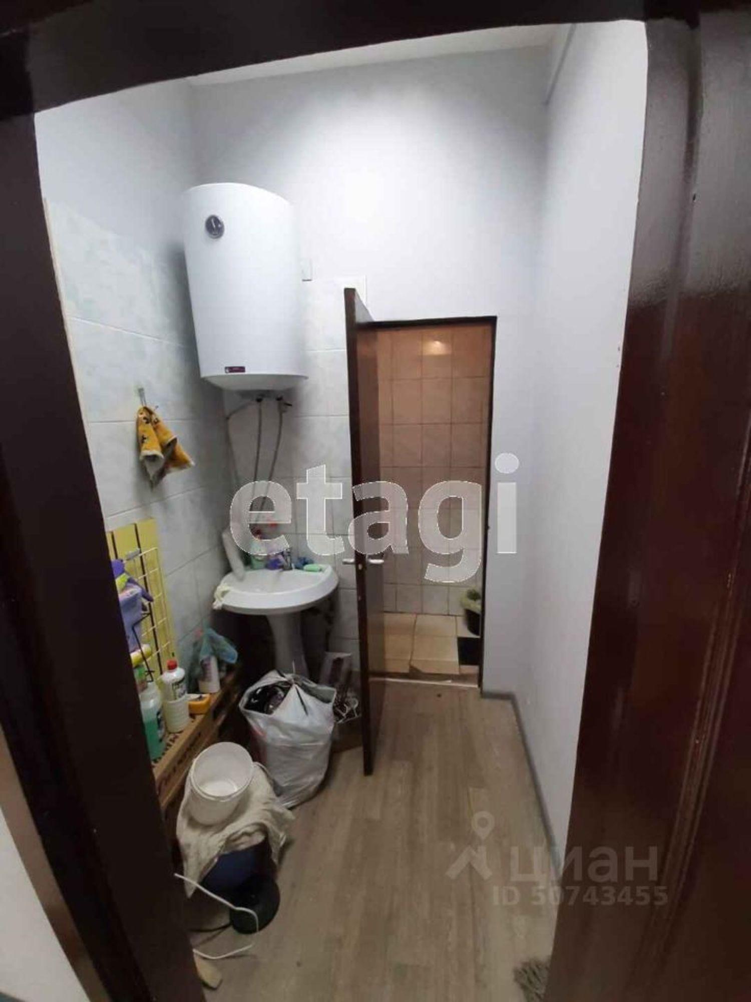 Купить торговое помещение за 3 095 040 рублей на Санкт-Петербургская улица, 5
