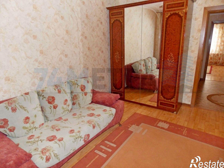 3-комн квартира Косарева ул, 63