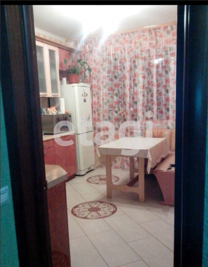 3-комн квартира улица Ромашина