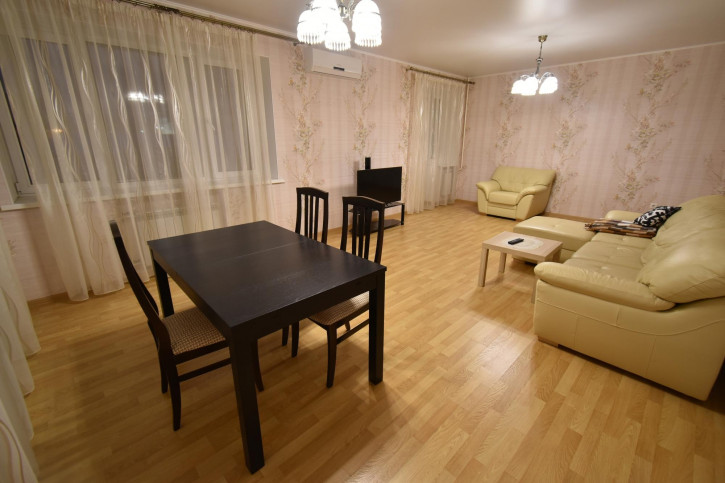 2-комн квартира Гоголя ул, 63/1