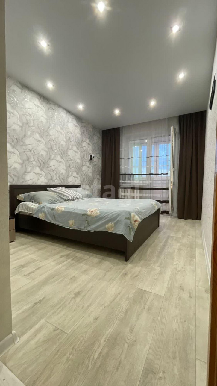 3-комн квартира Чернышевского, 80