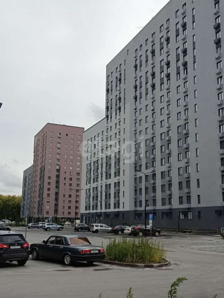 1-комн квартира Республики, 204/11