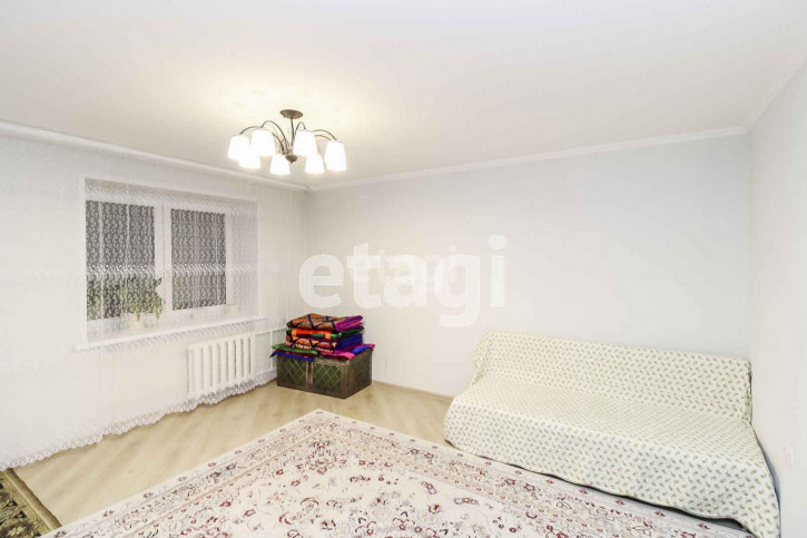 2-комн квартира Избышева, 8