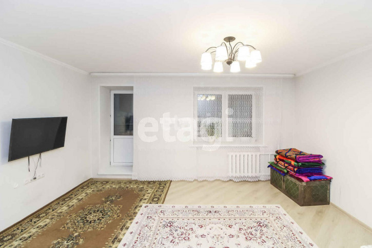 2-комн квартира Избышева, 8