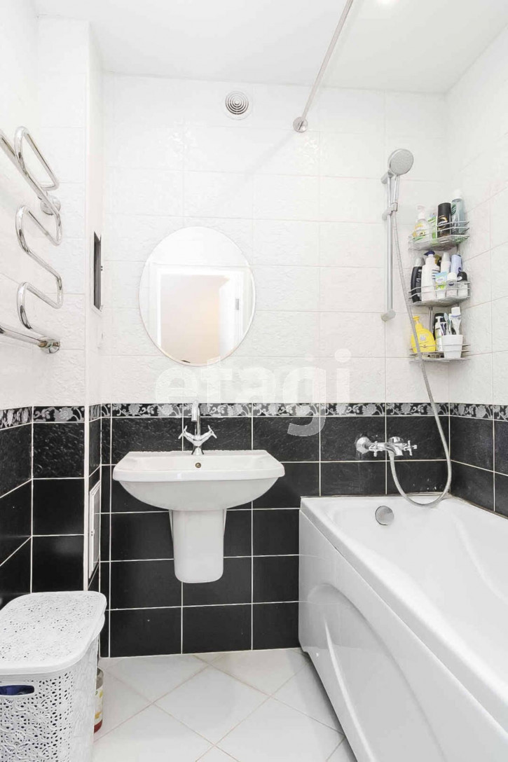 2-комн квартира Избышева, 8