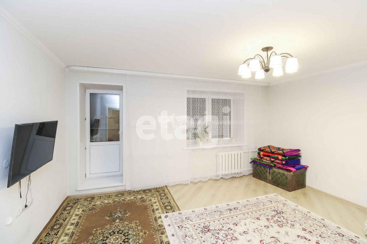 2-комн квартира Избышева, 8