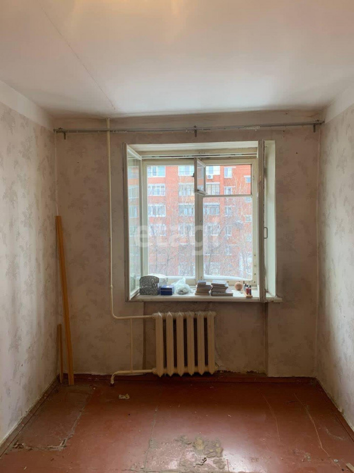 2-комн квартира Комбинатская, 38
